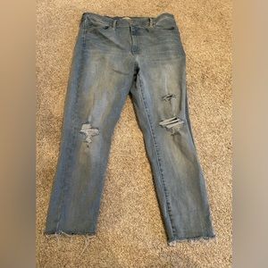 Distressed Levi’s, size 31, mile high super skinny style